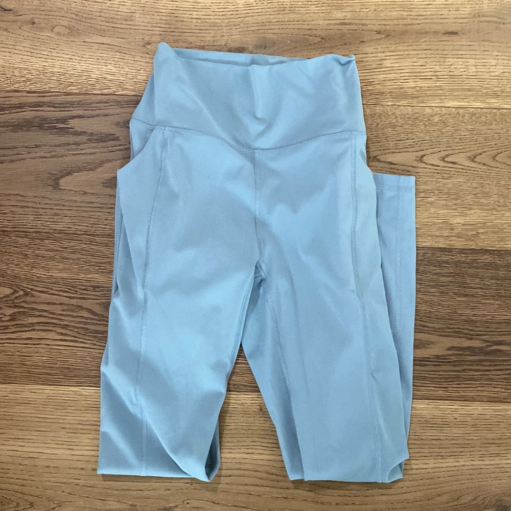 Blue leggings